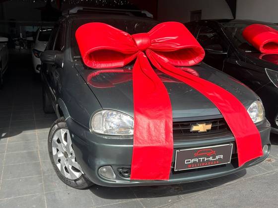 CHEVROLET CLASSIC 1.0 MPFI LIFE 8V FLEX 4P MANUAL CHEVROLET CLASSIC 1.0 MPFI LIFE 8V FLEX 4P MANUAL